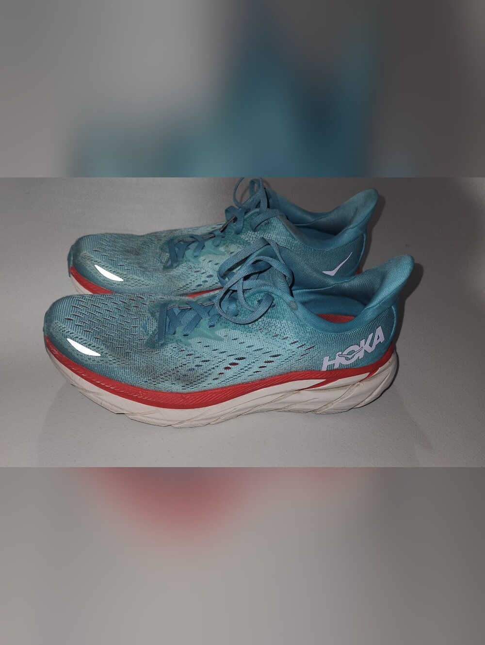 Women's Eggshell Blue Hoka One One Clifton 8 Size 9.5
